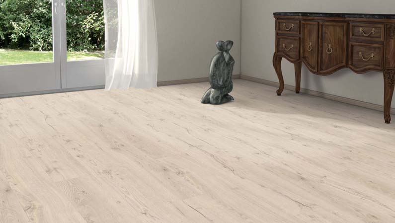 Sol stratifi� : CHENE ALPIN BLANC AUTHENTIQUE MAT GRAN VIA 4V GO-4 (TRITTY100) SOL STRATIFIE - Parkett.fr