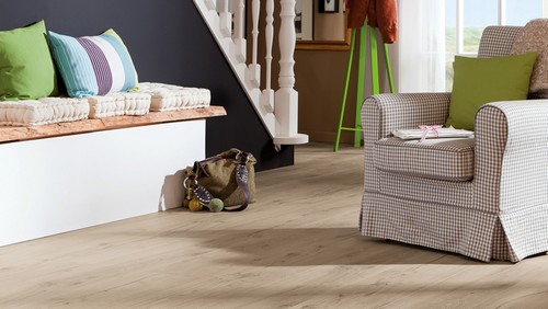 CHENE ALPIN GRIS AUTHENTIQUE MAT GRAN VIA 4V GO-4 (TRITTY100) SOL STRATIFIE - Parkett.fr