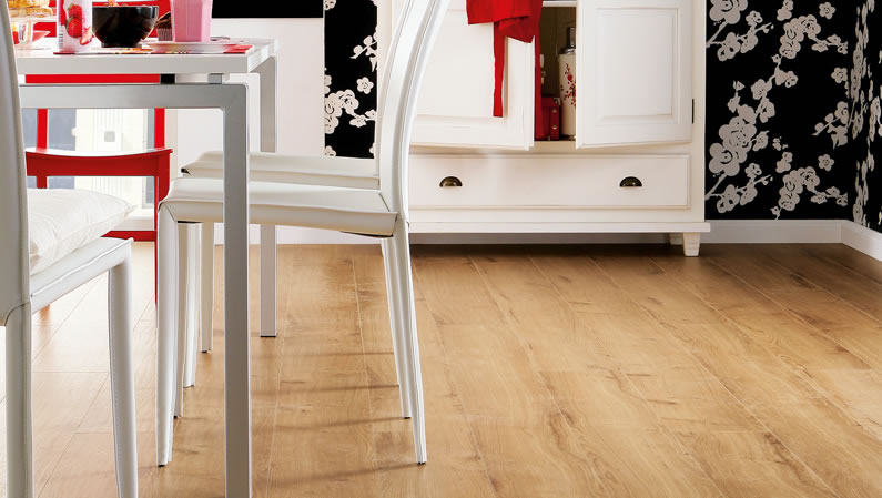 Sol stratifi� : CHENE BAVAROIS VIEILLI GRAN VIA 4V GO-4  (TRITTY100) SOL STRATIFIE - Parkett.fr