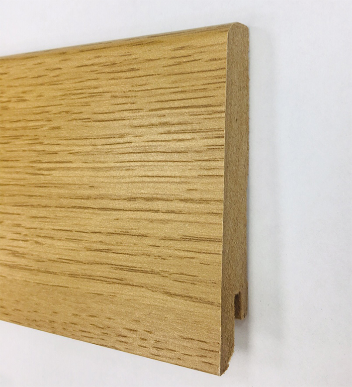 PLINTHE MDF CHENE 80x15 DINACHOC P802  - Certifié PEFC 70%  