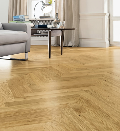 Parquet flottant chêne verni - Baton rompu chene contrecolle tundra verni 70x10 l490<br />
(compatible avec sol raffraîchissant) - certifié pefc 70%