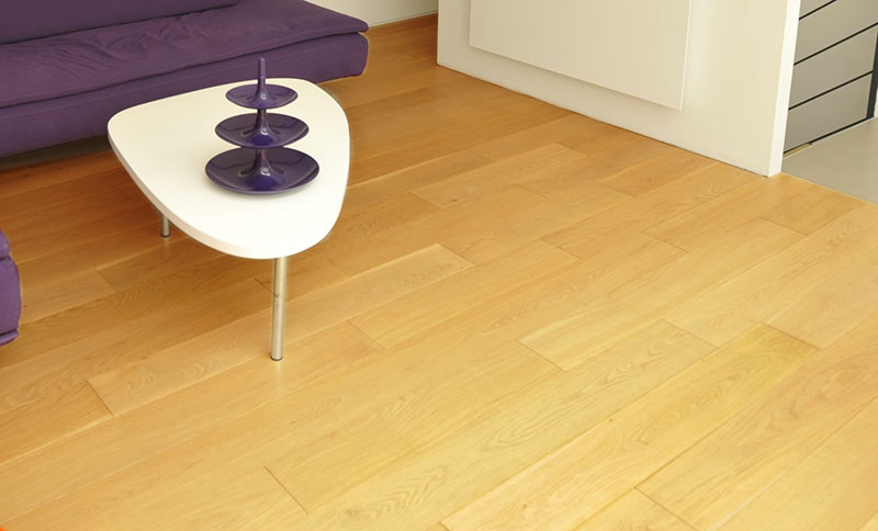 Parquet massif chêne verni - Chêne massif verni brossé naturel select go4 70x14xasst 350 a 600mm - certifié fsc 100%  - certifié fsc 100 %