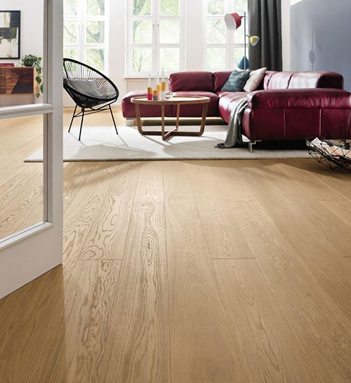 Parquet Flottant Chêne Huilé - DACHF28679 - Parquet chene contrecolle decoart select huile blanc pure 180mm x13.5mm -gamme washington -certifié pefc 70%<br />