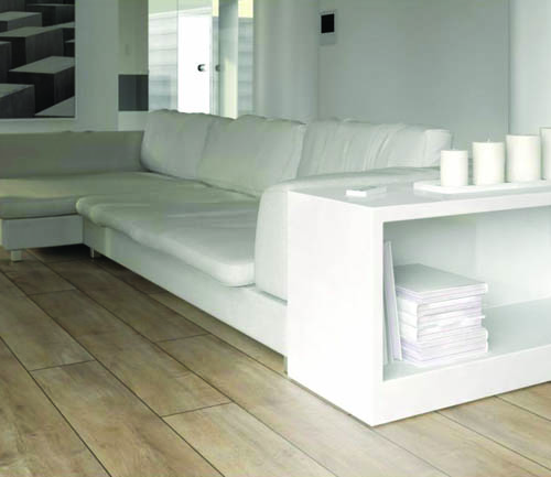 PARQUET SOL STRATIFIE DECOART - CHENE ORIENTAL BEIGE – GAMME MILAN - 1380mmX193mmX8mm - Certifié FSC Mix Credit - Parkett.fr