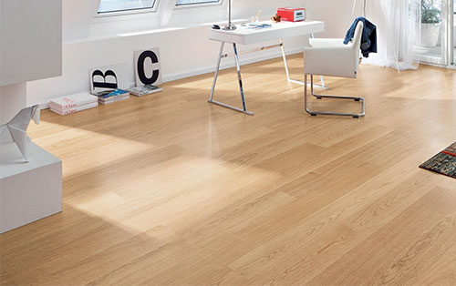 Parquet Flottant Chêne Verni - HARO524680 - Haro parquet 4000 planche large à l'ancienne 180 chêne exklusiv sans noeud permadur top connect 180mm x 13.5mm certifié pefc 70% - pour le lot de 41.21m²