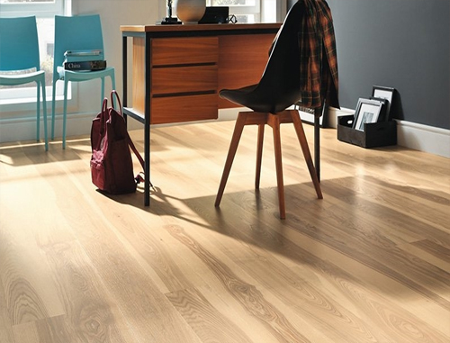Parquet Flottant Chêne Verni - HARO8531988 - Frene contrecolle verni permadur blanc clair favorit brosse -5g- serie 4000 - certifié pefc 70%