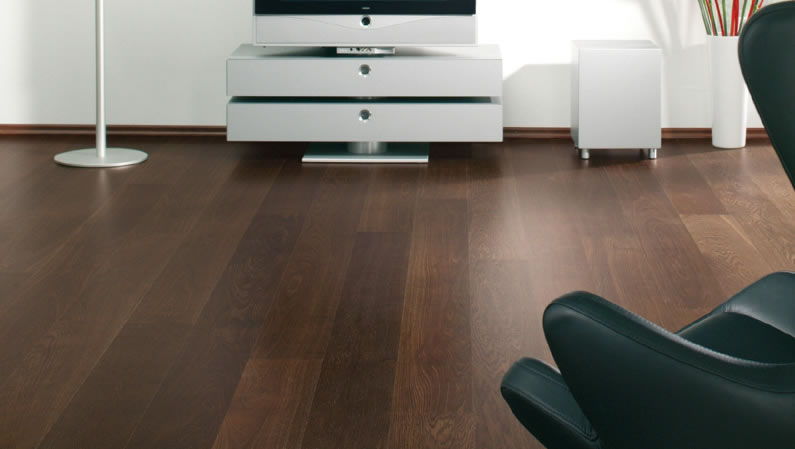 Parquet flottant exotique verni - Iroko contrecolle verni aspect wenge 145x14.5x1820mm