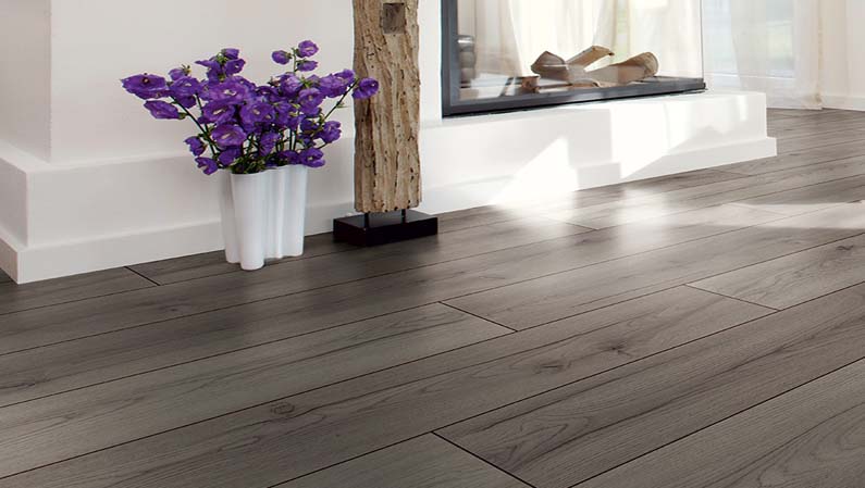 Sol stratifie decor bois - Chene stratifie century gris - superior standard plus - 1380mmx193mmx7mm - certifié pefc 70%