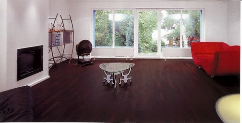 Parquet en wengé : installer du bois exotique dans les pièces humides