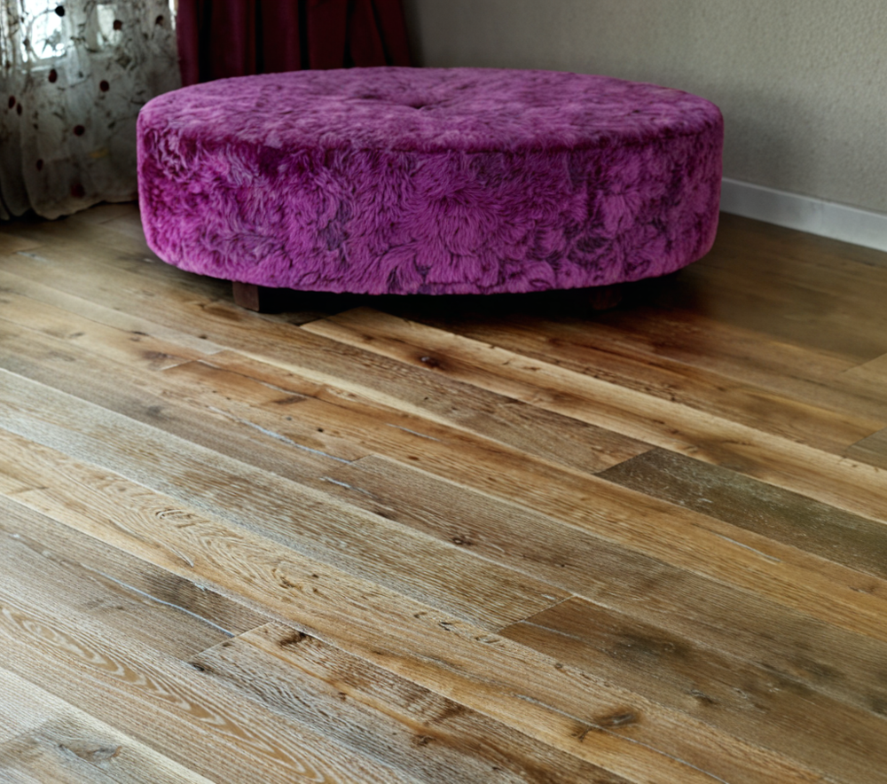 Parquet flottant chêne huilé - Ch?ne contrecolle rustique huil? bross? cologne 145x14.2x l1820mm
obligatoire : application d'huile-cire d?s la 1?re utilisation