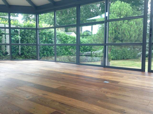 Parquet flottant chêne huilé - Chene contrecolle rustique huile carbonise cora go-2 190x15x4mm (1900)<br />
