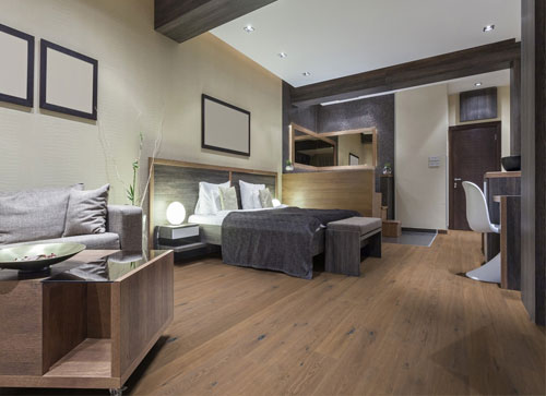 Parquet flottant chêne huilé - Chene contrecolle rustique huile vieilli mat antique rossel 190x14,2x1820/1215/600mm assortis
obligatoire : application d'huile-cire d?s la 1?re utilisation