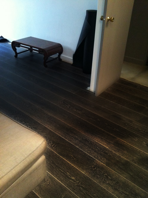 Parquet Flottant Chêne Verni - CHENF315 - Chêne noir obscur cerusé salome 1830x190x14mm - fin de stock