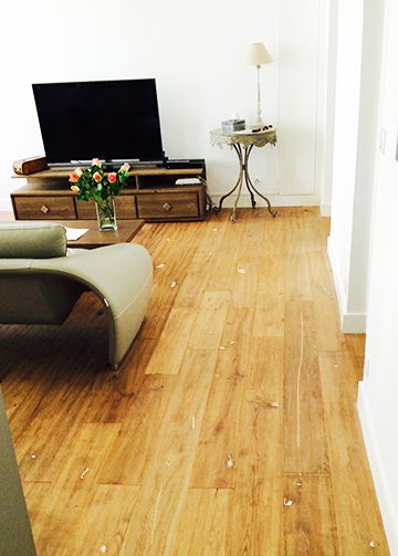 Parquet massif chêne huilé - Chene massif huile classic transparent fissure blanche 180x20mm  certifié fsc 100 %<br />
