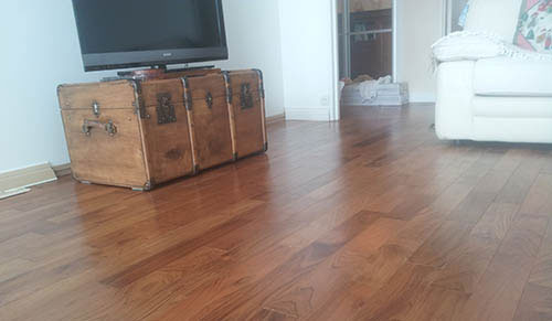 Parquet massif chêne verni - Chene massif village verni mat go 4 90x14xfixe l300-1100mm certifi? pefc 100%