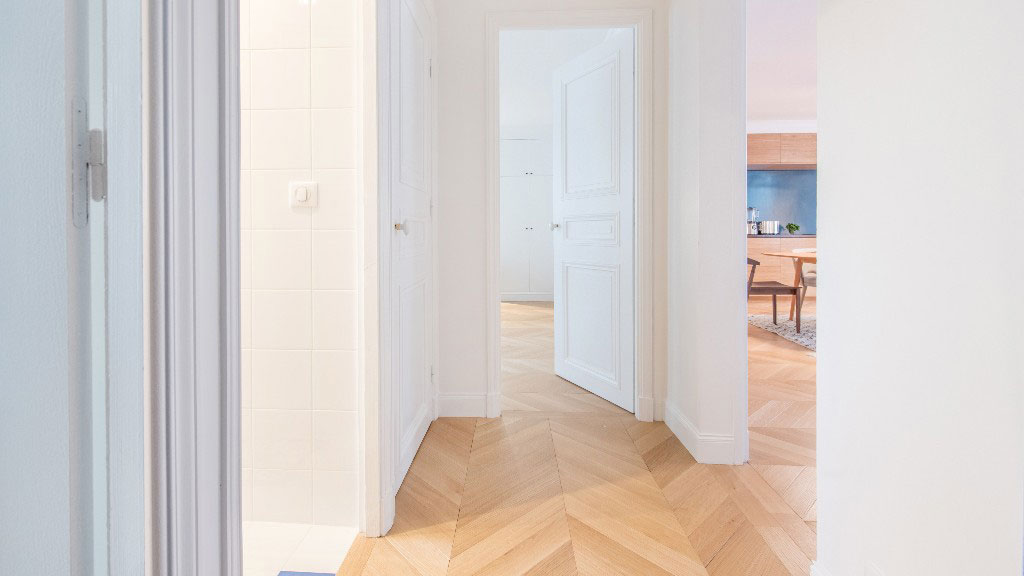 Parquet massif chêne verni - Point de hongrie 45° chene massif verni mat brosse pr bis 120x14x l475mm go 4 assortis