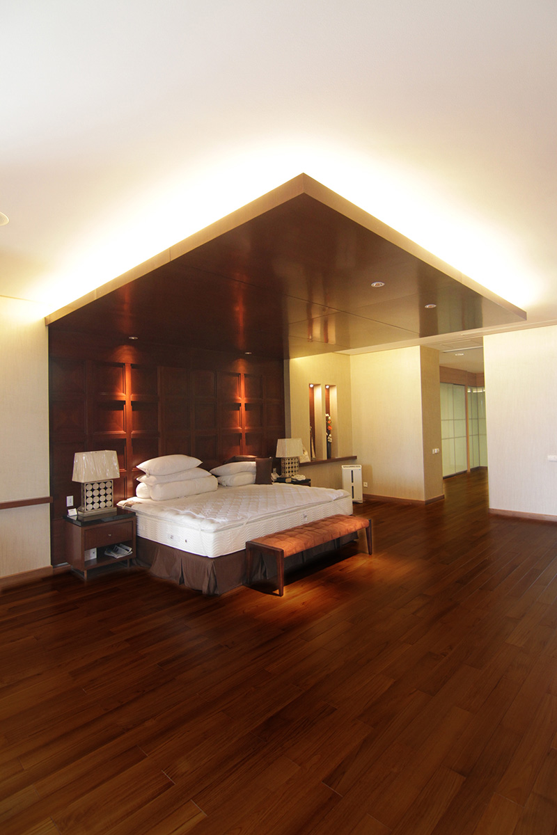 Parquet massif exotique verni - Garapa massif verni teint&eacute; capuccino go4 95x15x300-1200mm certifi&eacute; fsc 100 % - lot de 10.44m&sup2;