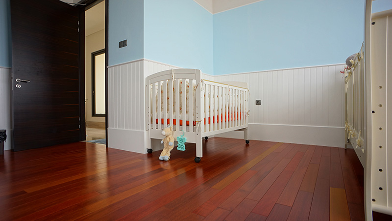 Parquet massif exotique verni - Mahogany santos arantes massif verni go4 120x15x300-1200mm - certifi&eacute; fsc 100 % - lot de&nbsp;37.96 m&sup2;