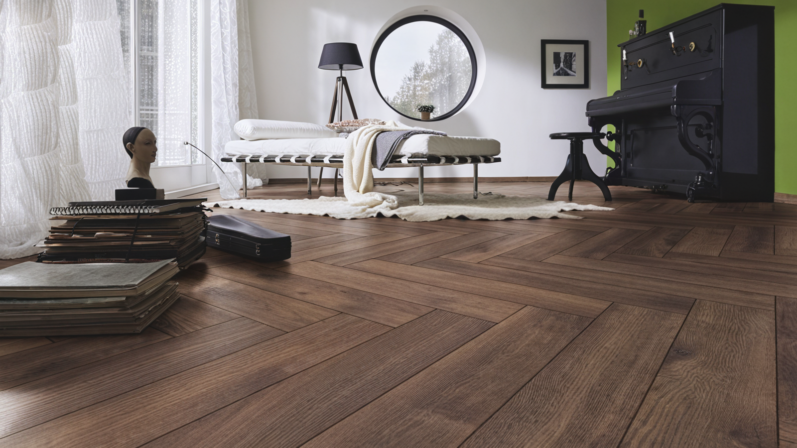 Parquet stratifié décoart vieux paris bâton-rompu - Parquet sol stratifie decoart baton rompu chene calais - gamme vieux paris - 665mm x 133mm x 8mm - certifi? pefc 70%