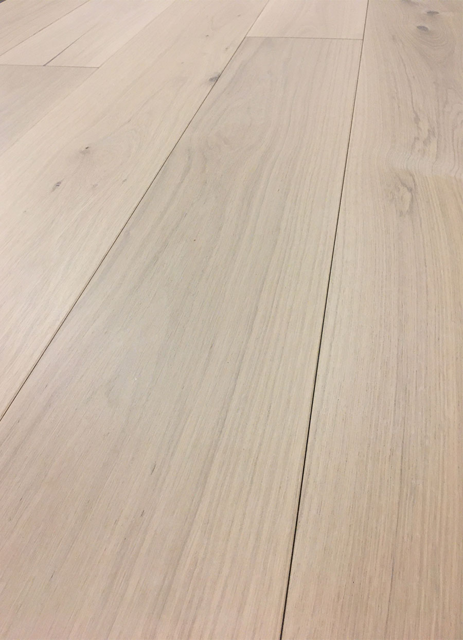 Parquet contrecollé chêne verni - Chêne contrecollé verni brossé rustique lisboa invisible 190x15x 3mm (650-1900mm) go-4
 