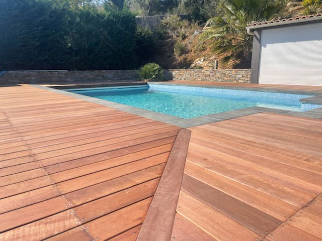 Parquet extérieur lames de terrasse bois massif - Lame de terrasse massaranduba brut 1 face lisse 145x21x91