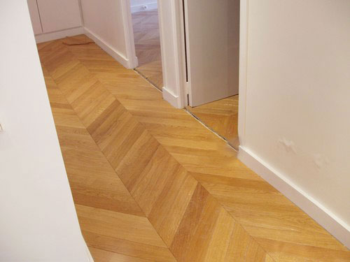 Parquet contrecollé chêne verni - Point de hongrie contrecollé verni brossé pr bis windsor 92x15x520mm - 4mm de couche d'usure certifié fsc 100 %