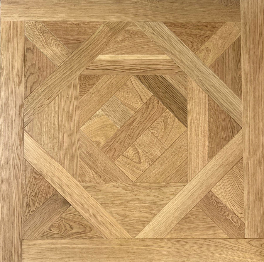 Parquet massif - CHÊNE DALLES VERSAILLES D'AREMBERG LOUIS XIV VERNI PR BIS 1000x1000x15mm 4mm de couche d'usure Certifié FSC 100% - premibel-parquet.com